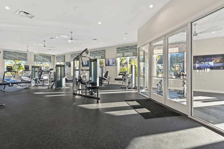 Interior 3, Beautiful Decor 2BR Apartment Near Disney, Osceola