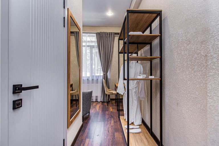 5, TAU 28 Hotel, Almaty