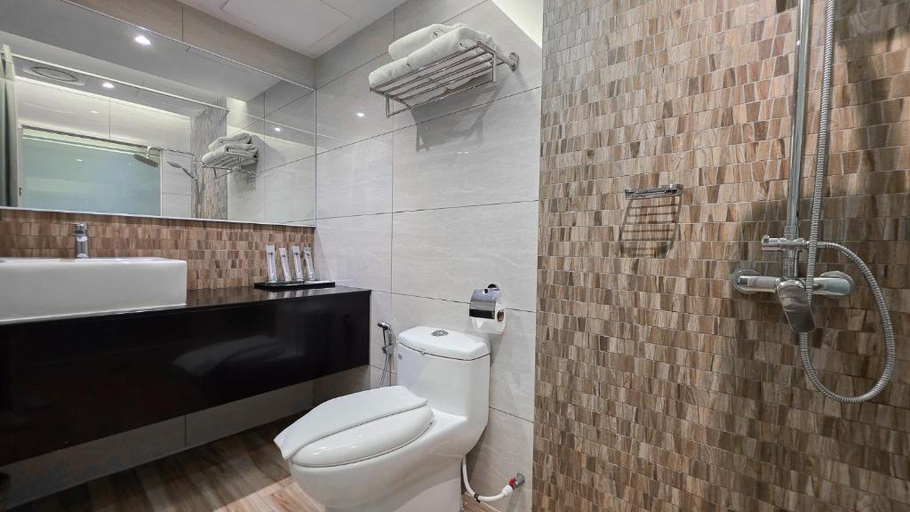 Bathroom 4, Fives Hotel DNP, Johor Bahru