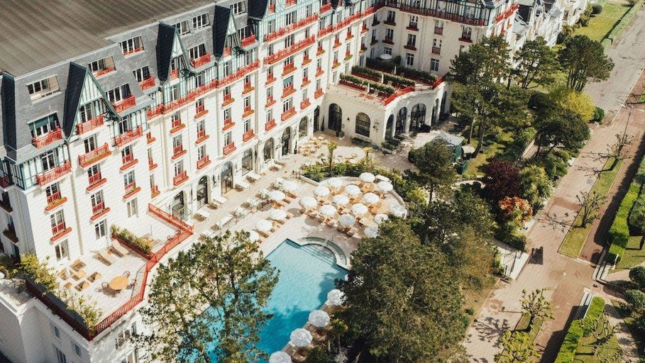 Exterior & Views 1, Hotel Barriere L'Hermitage, Loire-Atlantique