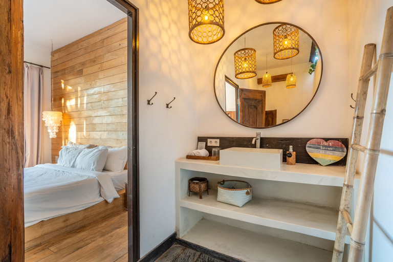 Bathroom 3, Fabulous 3BR Boho-chic Style, Umalas With Staff, Badung