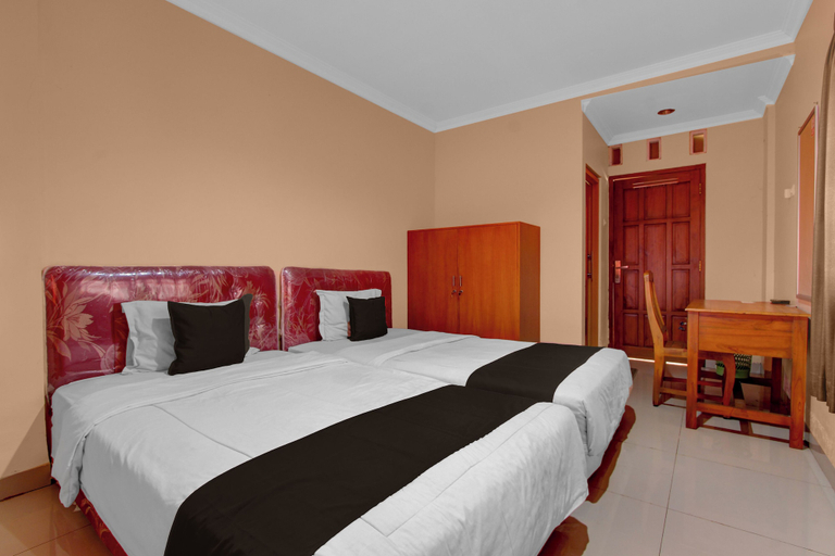 Room 4, Hotel O near Universitas Gadjah Mada for, Sleman