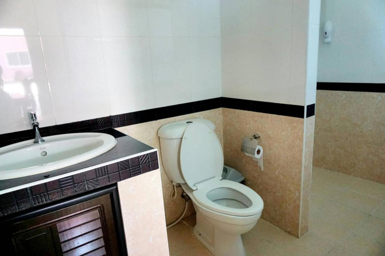 Bathroom 3, Anyamanee Resort Trat, Muang Trat