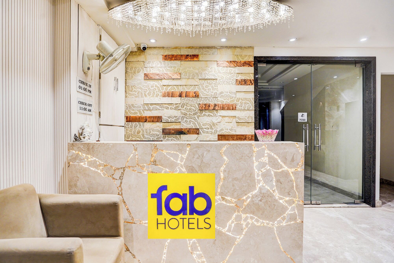 Reception 5, FabHotel Prime Kartar Grand - Nr. Fazalganj Chauraha, Kanpur Nagar