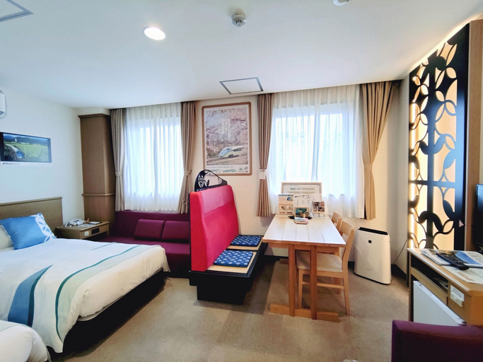 Bedroom 3, Hotel Folkloro Takahata, Takahata