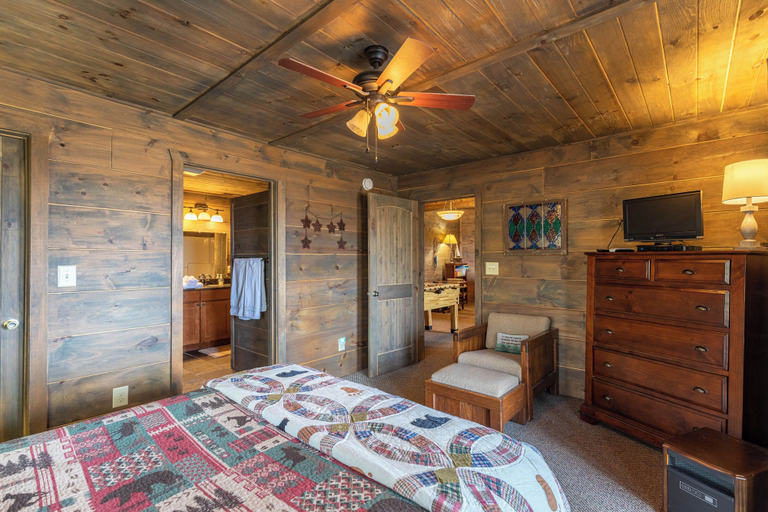 Interior 2, Highland Mist, Watauga