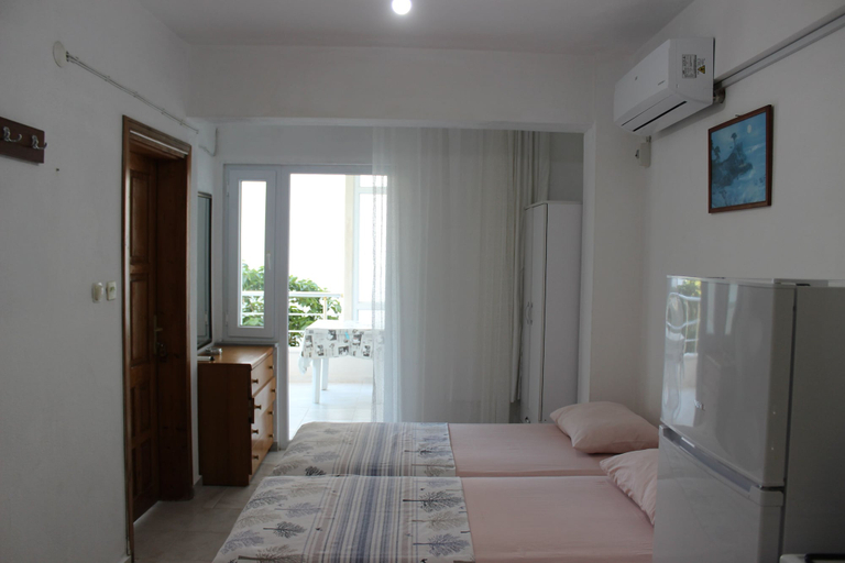 Bedroom 2, Titiz Pansiyon, Marmara