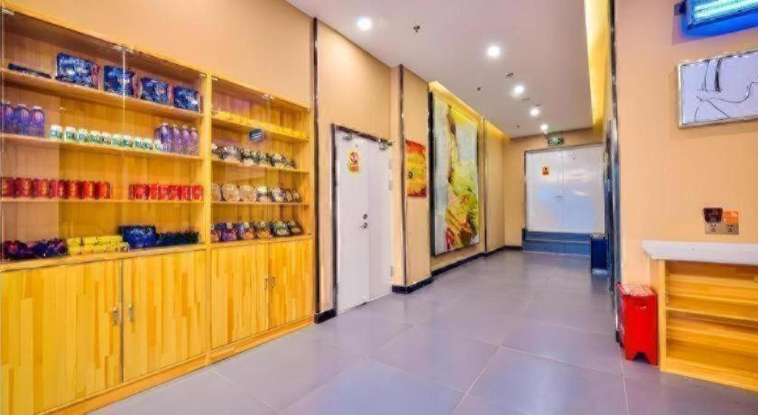 Others 5, 7 Days Premium·Shihezi Passenger Terminal, Shihezi