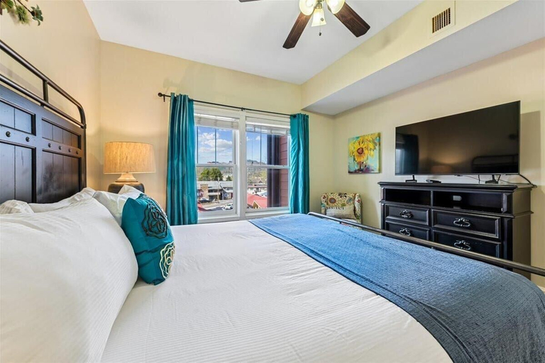 Room 3, Baskins Creek 207, Sevier