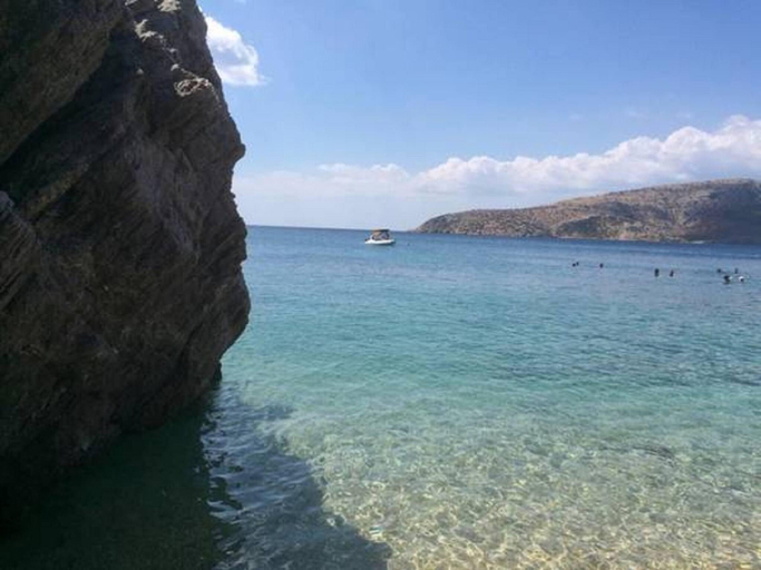 Others 3, Thimari Sports & Spa with private pool and jacuzzi, Attica
