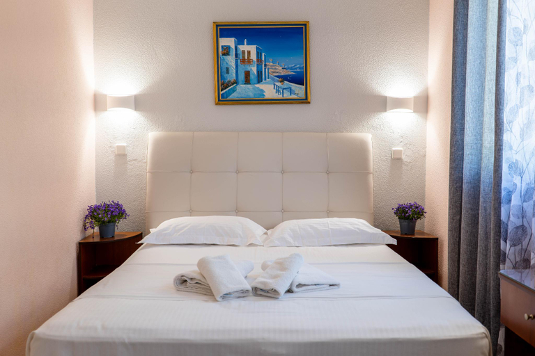 Bedroom 2, Corfu Glyfada Apartment 46, Ionian Islands