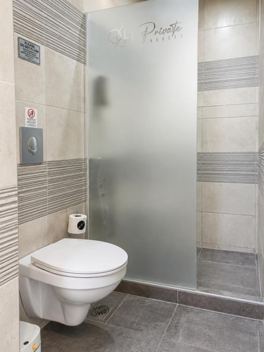 Bathroom 3, 9-4 Private Houses, South Aegean