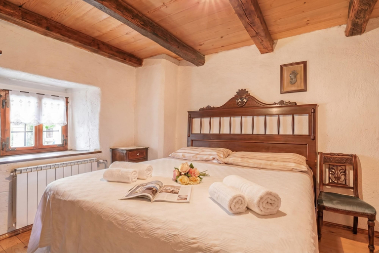 Bedroom 3, Luin Country House Near Stanjel, Komen