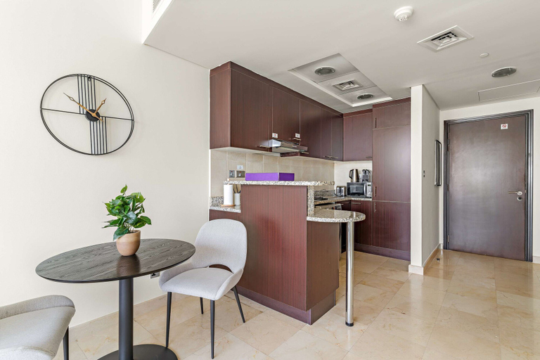 Room 5, Silkhaus Gallery Studio at Sky Gardens in Difc, Dubai