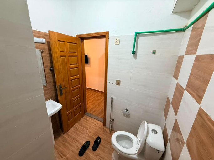 Bathroom 3, Istanbul Inn, Islamabad