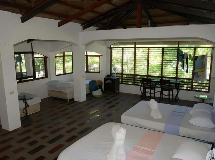 Bedroom 2, Patrick On The Beach Resort, General Luna