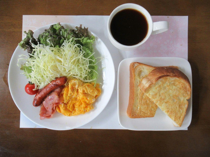 Food & Drinks 4, Business Hotel Mikumo, Konan