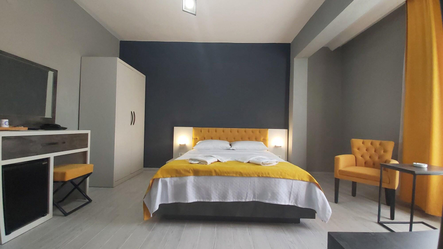 Bedroom 4, Lizbon Hotel, Güzelbahçe
