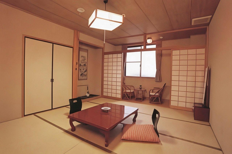 Others 4, Hotel Kanezumi, Miyazaki