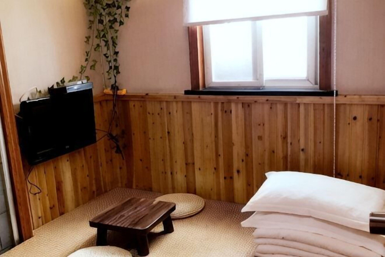 Bedroom 3, Rulian Time Theme Coffee Hostel, Jiaxing