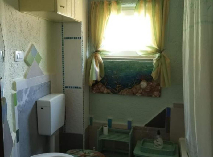 Bathroom, Artist Design Studio Istria, Pićan