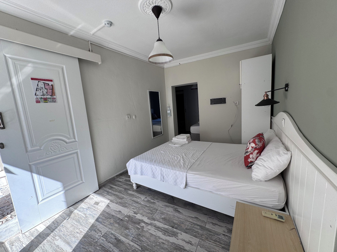 Room 5, Hambarli Otel, Bozcaada