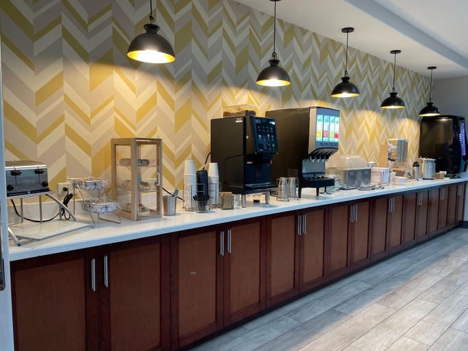 Food & Drinks 5, City Express by Marriott Spring North Houston, Houston