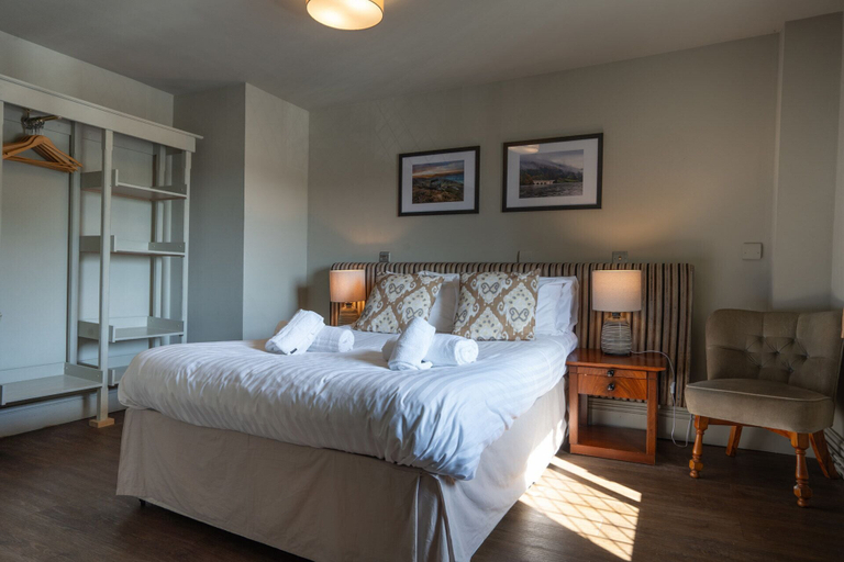 Bedroom 3, Millstone Country Inn, Derbyshire