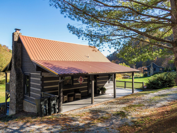 Interior 5, Copper Cabin - Modern Cabin Along Cove Creek, hot Tub, Fire pit, Watauga