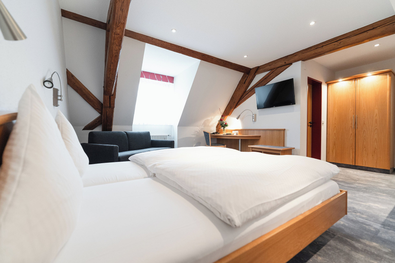 Bedroom 2, Hotel Gasthof Zum Rössle, Neu-Ulm
