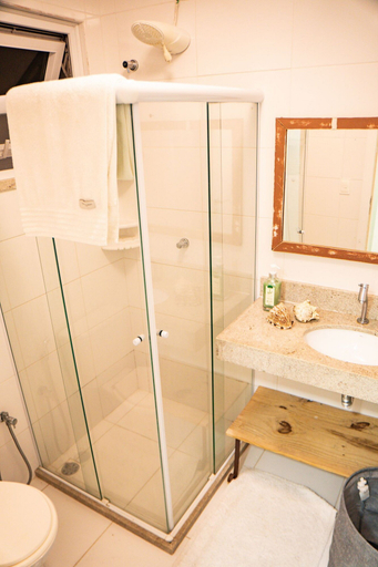Bathroom 4, MSP02 Village 3 Quartos Pé na Areia, Cairu