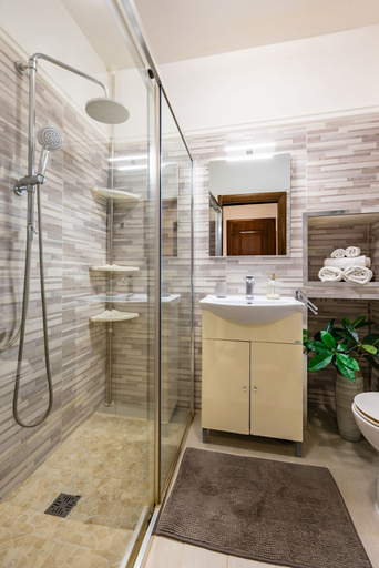 Bathroom 4, Tofa 7 Guesthouse, Napoli