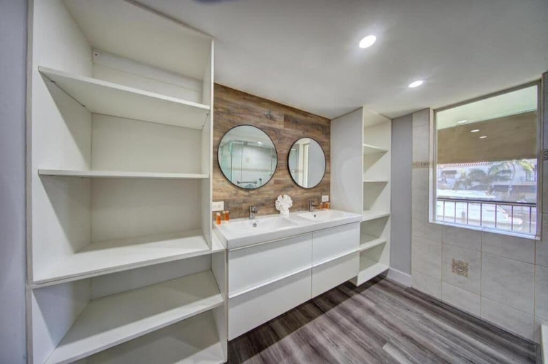 Bathroom 4, Mahalo Isles Apartments by Rocketstay, Broward