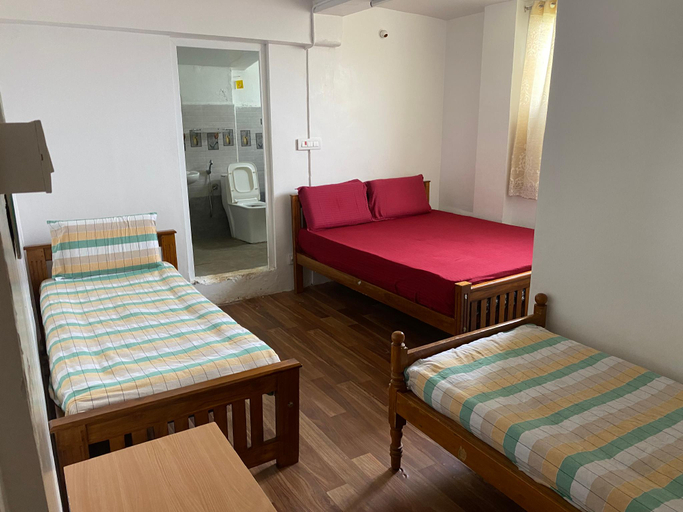 Bedroom 2, Golf Dale Holiday Resort, The Nilgiris