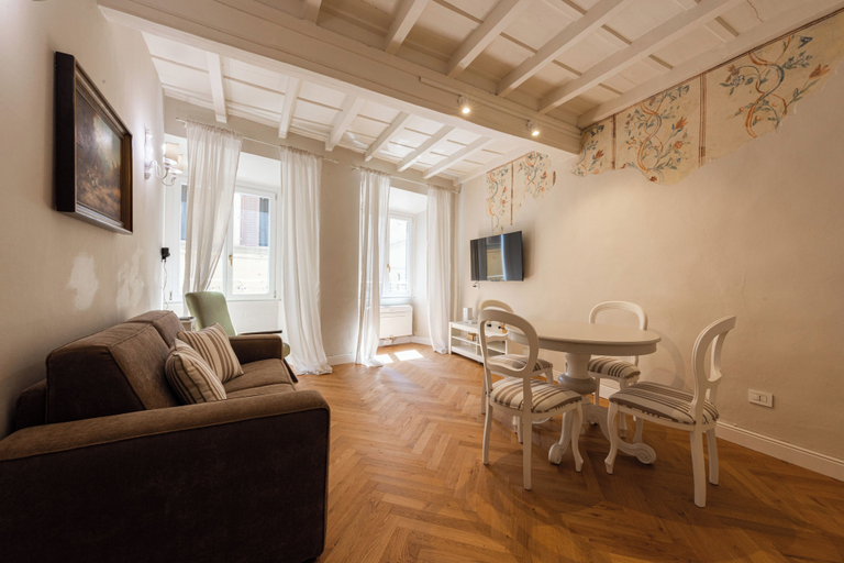 Living area 2, Emma by MMega, Florence