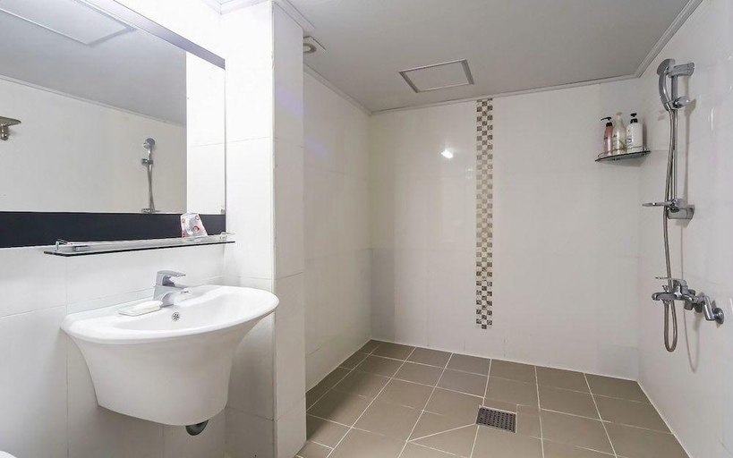 Bathroom, Busan Haeundae Nine, Haeundae