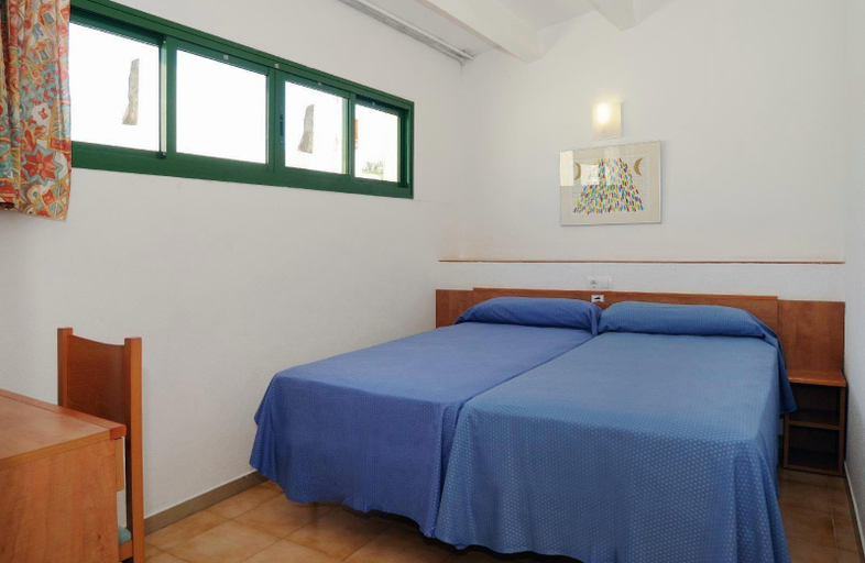 Bedroom, Medplaya Aparthotel Sant Eloi, Girona