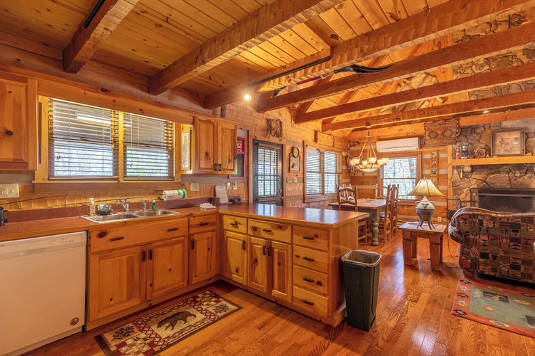 Interior 4, Altitude Adjustment - Seven Devils Cabin With Hot Tub, Pet Friendly, Fireplace, Watauga
