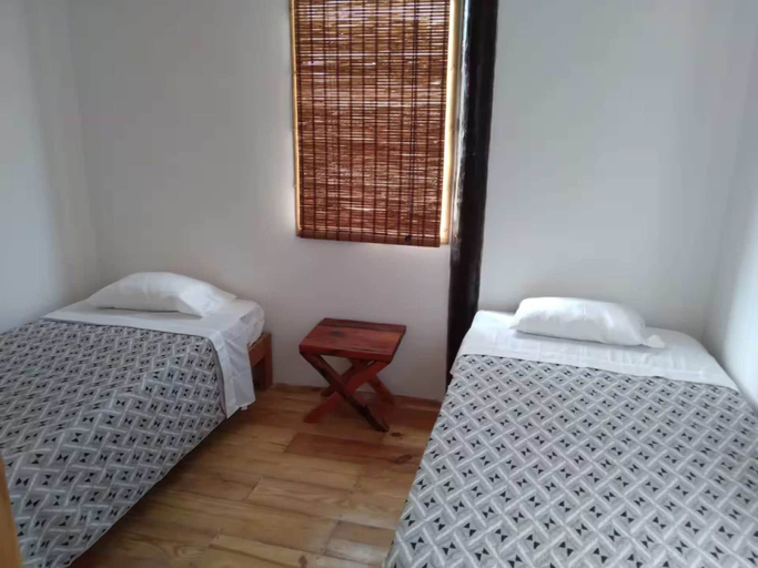 Room 5, w Ocean Breeze 3BR in Punta Veleros, Talara