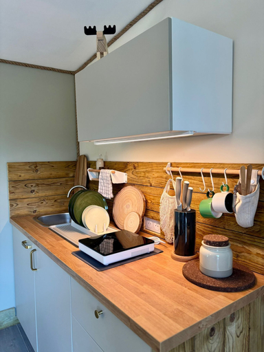 Private kitchen, Les Rives du Bel Air, Orne