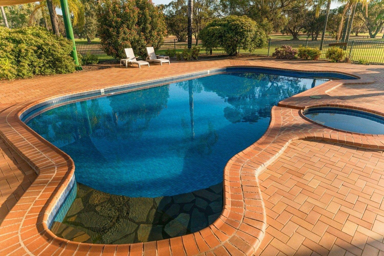 Sport & Beauty 2, Big River Motor Inn, Berri & Barmera - Berri