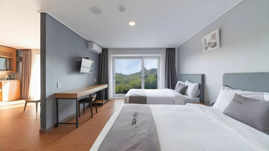 Bedroom 3, EL Hotel, Yangyang