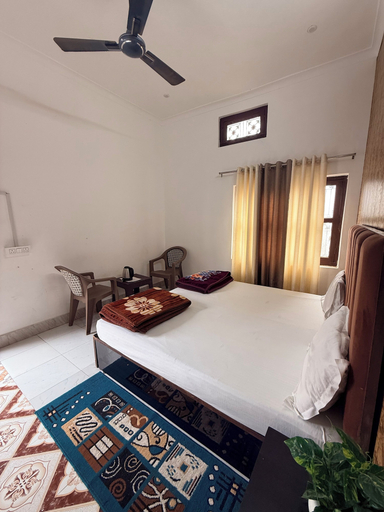 Room 4, Saryu Sankul Homestay, Faizabad