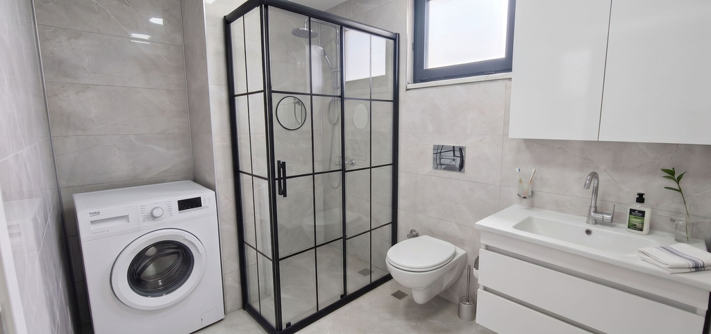 Bathroom, Doğuş Apart, Kale
