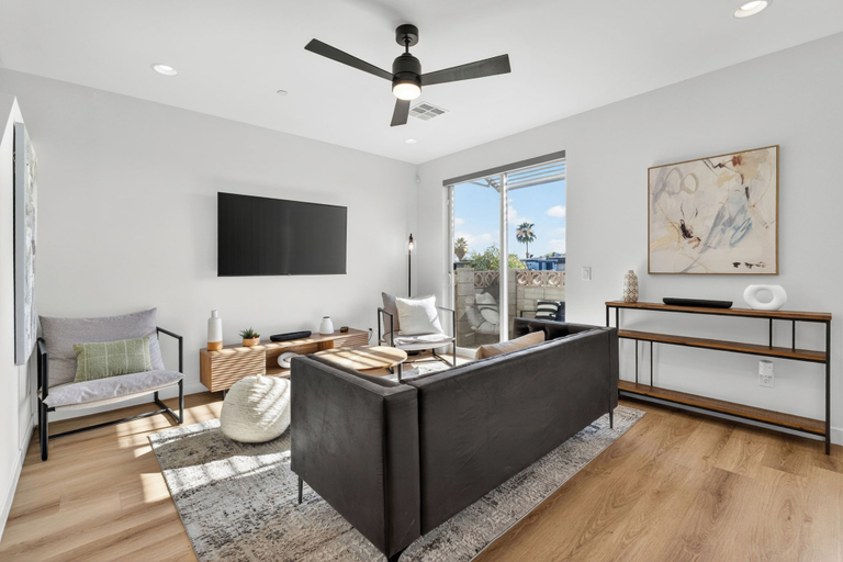 Living area 3, Copper Sky Townhome - Pool & Gym, Maricopa