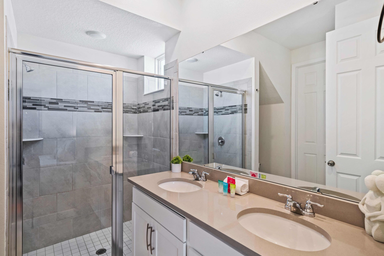 Bathroom 4, 1888 Tropical Palms Circle, Osceola