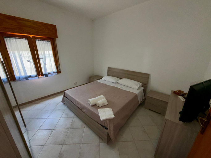 Bedroom 2, La Pergola B&B, Trapani