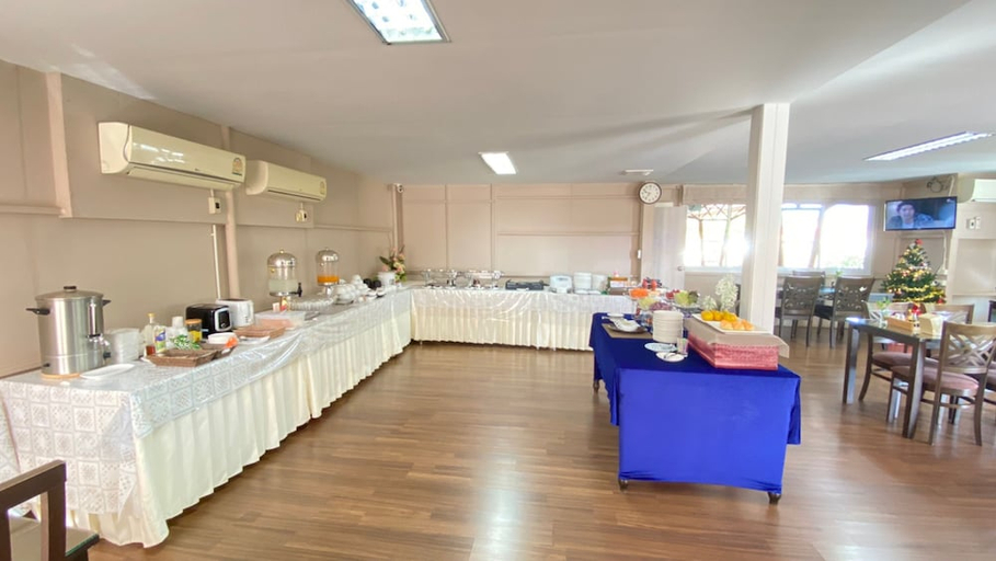 Food & Drinks 4, Winner Prachinburi & Serviced Apartment, Sri Mahar Pho