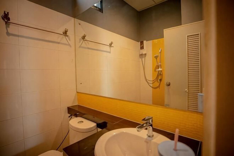 Bathroom 5, Smart Hotel, Khlong Sam Wa