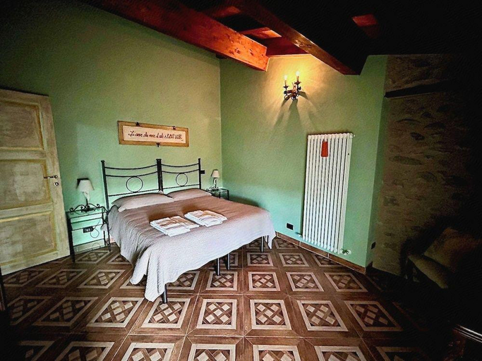 Bedroom 2, Gredo Antica Dimora, Massa Carrara